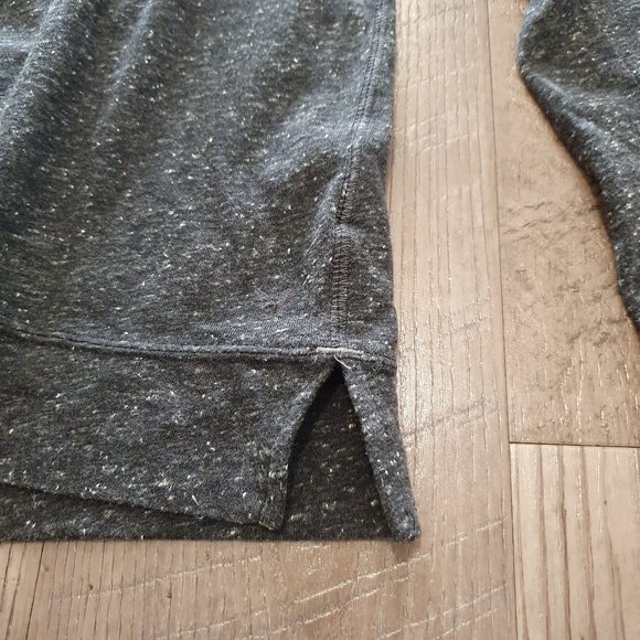 AE Favorite T in Black sz XS - Picture 5 of 6